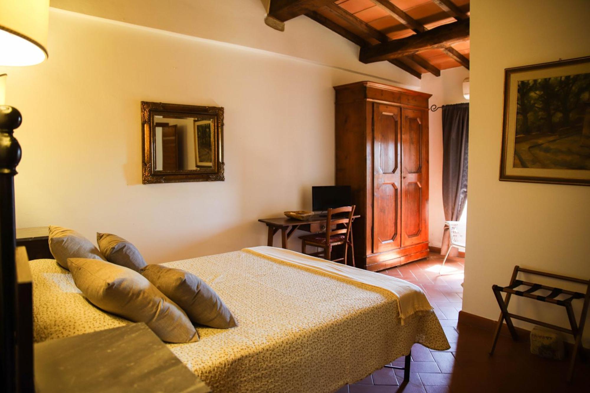Bio Agriturismo Poggio Aione Сатурния Экстерьер фото